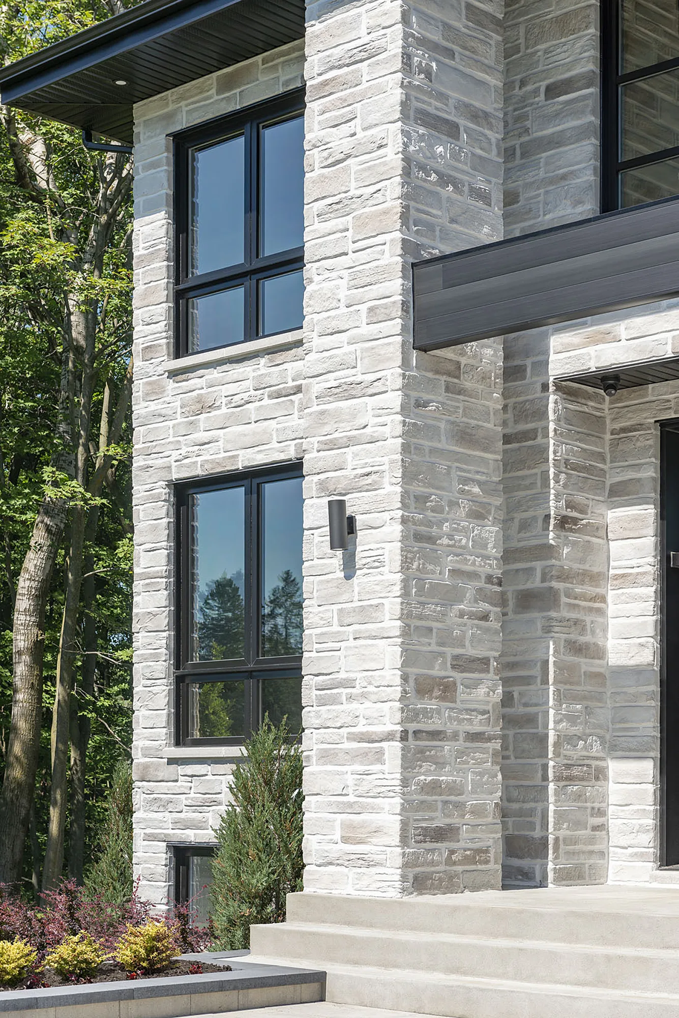 LONDANA AMARETTO 8928 low